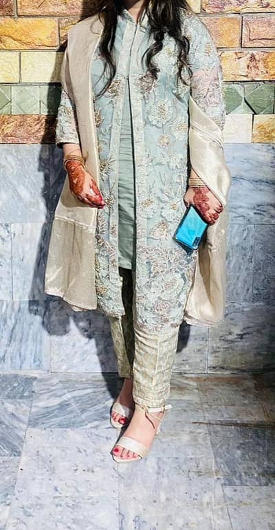 cut Dana fancy dress urgent sale negotiable