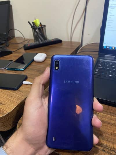 Samsung A10