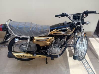 Honda 125 Gold edition