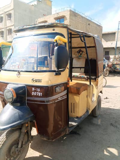 Sazgar rickshaw for sell 2015 model all ok