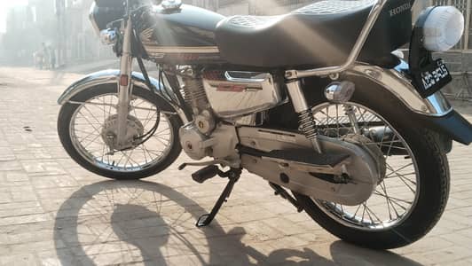 Honda CG 125 2025 | April Registered | Scratchless | 20,000 KM