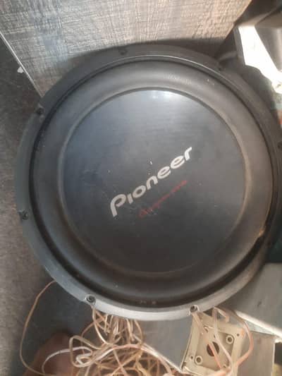 Woofer,Speakers and Amplifier