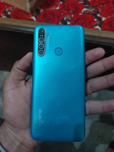 REALME 5I