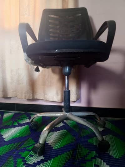 THIS CHAIRS FOR SELE