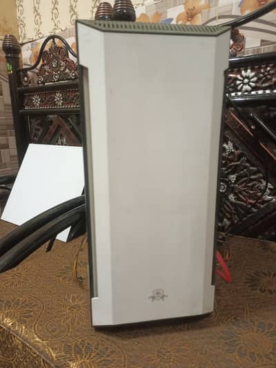 One month used like new gaming PC casing rgb condition 10/10