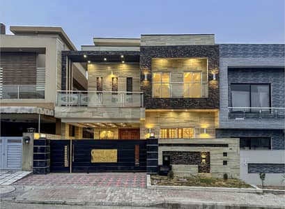 10 Marla Luxury House For Sale In Bahria Town Phase 5