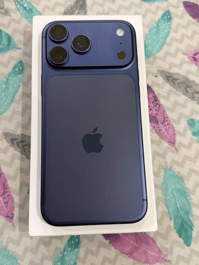 iPhone 17 Pro Max 512GB – 10/10 Like New – Non-PTA (Urgent Sale)