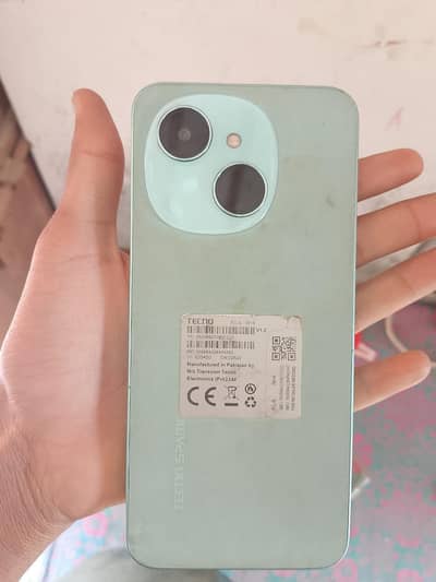 tecno spark go 1 used mobile April tak waranti hai parhi condition10/9