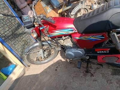 Honda 125 for Sale Original With Guarantee One Hand Use