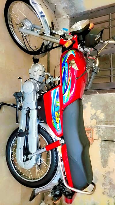 Honda CD 70 total jenion first onwer pack enjen lush condation.