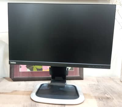 Lenovo ThinkVision LED Monitor 24 inch borderless.