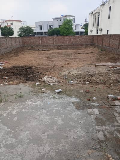 Semi Commercial Plot