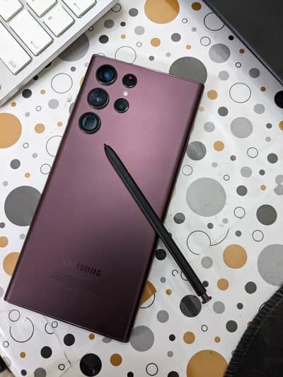 Samsung S22 Ultra Non PTA - 12/256 condition 9.5/10 Android 16