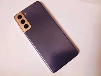 Samsung Galaxy S21 for sale in excellent condition