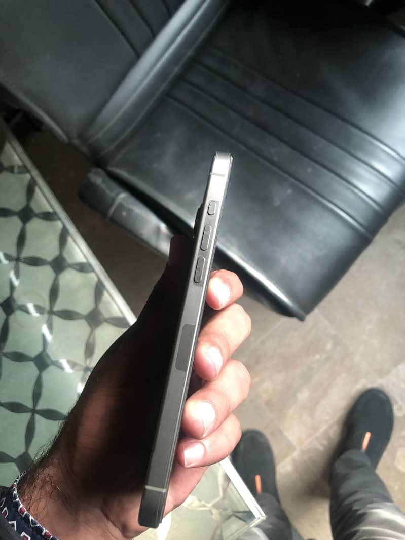 iPhone 15 Pro Max JV – Non-PTA – Excellent Condition 1