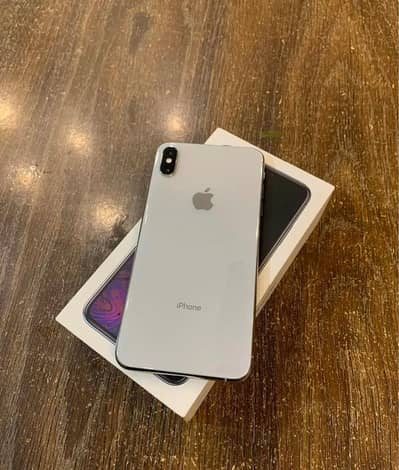 iPhone Xs max 256 GB for sale 03 14 13 72/694  WhatsApp