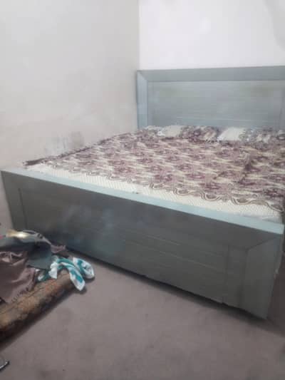 Bed sat Urgent for sale condition 10 by 10 sat ma matres new condition