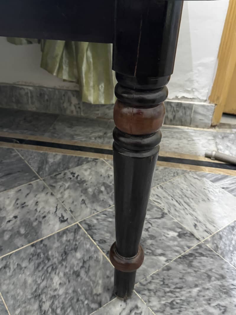 Dining Table with 6 dining chairs 4