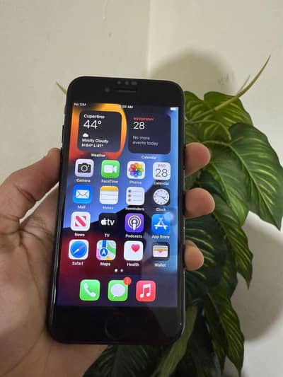 iPhone 7 128GB official pta approved