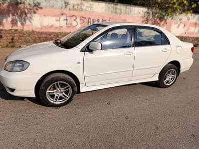 Toyota Corolla SE saloon (2002) model