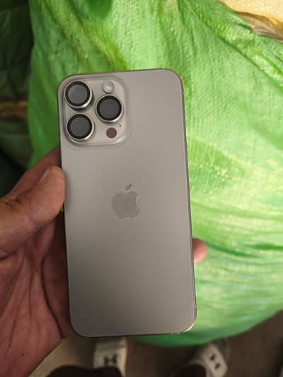 IPHONE 15 PRO MAX 256 10/10 CONDITION 87 BATTERY HEALTH HK Version