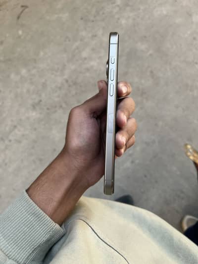 15 pro max jv dot on screen