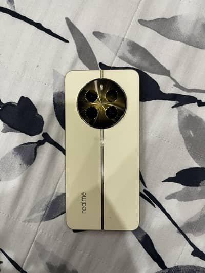 Realme 12+ 5g (complete box)