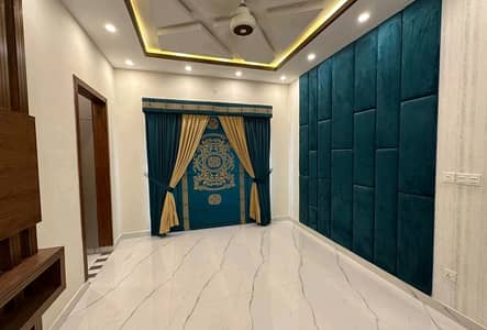 Unoccupied House Of 10 Marla Is Available For sale In Bahria Town