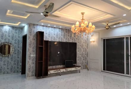 Bahria Town - Sector C House Sized 5 Marla For sale