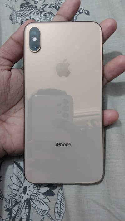 iPhone XS Max Golden Colour for Sale.