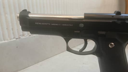 Metal gun /toy gun/good quality