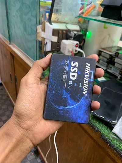 Hik vision 128 GB SSD fresh condition