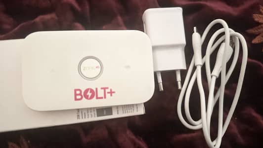 ZONG Bolt + Unlocked internet Device with Sim Adopter Cable