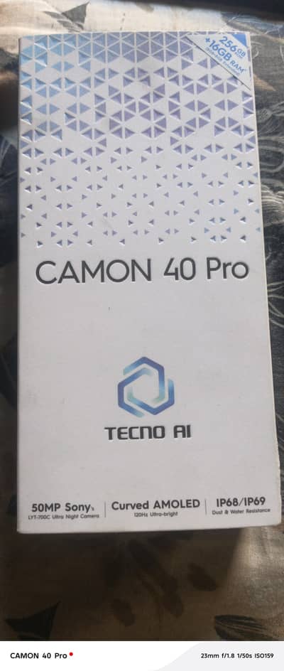 Tecno camon 40 pro  urgent sale 8/256 with warranty