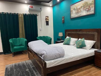 Spacious Lavish Room For Male Bachelor