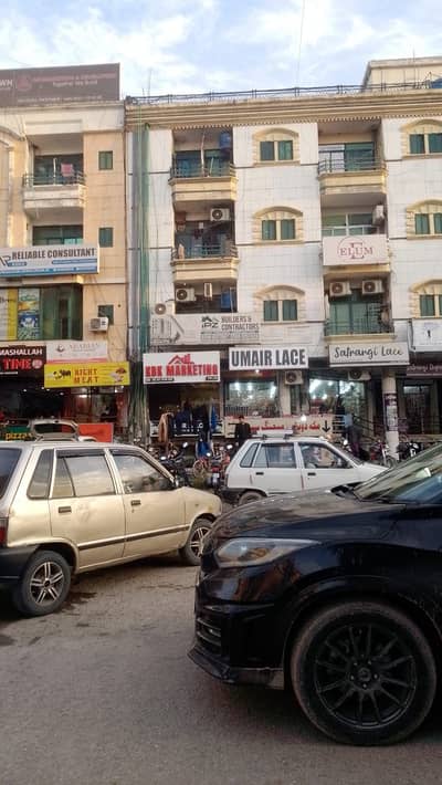 Office for sale in invester rate in G-11 markaz