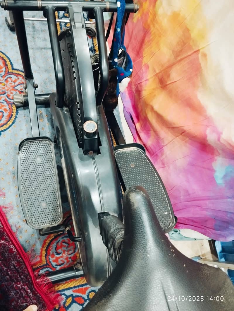 Elyptical exercise cycle1 2