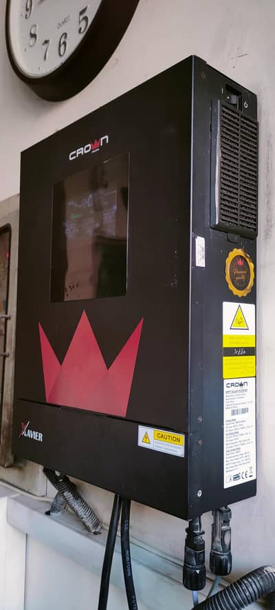 Xavier 5.6 hybrid solar inverter