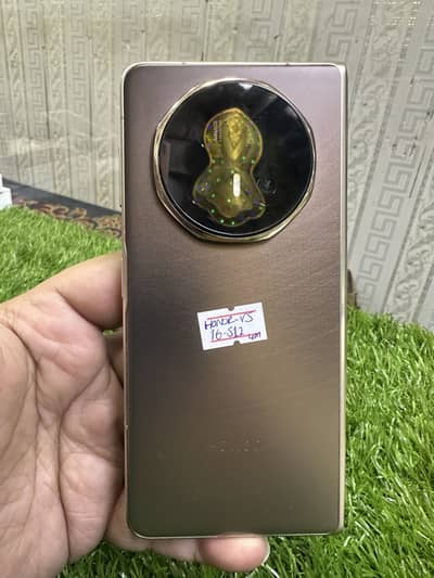 Honor magic v5 just phone and chager global 16/512