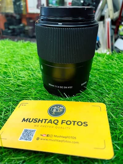 Sigma 30mm f/1.4 DC DN Lens for Sony (New Like]