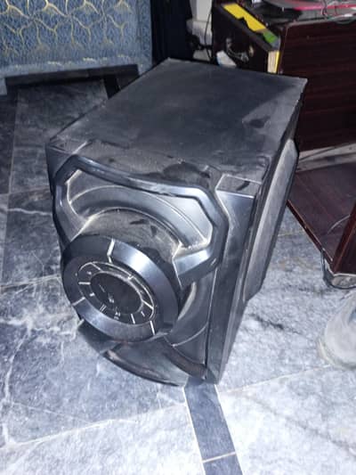 Audionic 3 in 1, with sound amplifier and woofer