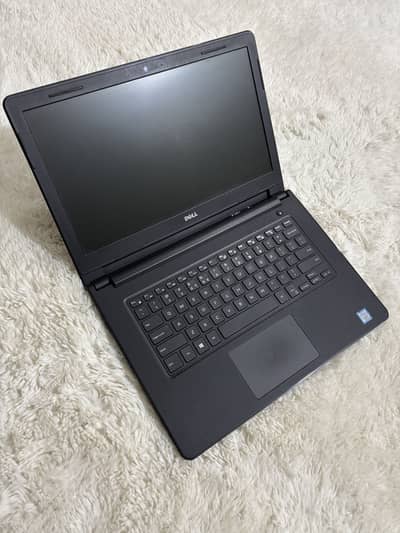 Dell Core i7 7th Gen 8GB DDR4/500GB/128GB SSD with 4GB graphic