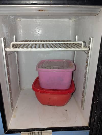 Mini Fridge Best condition