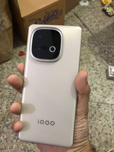 Iqoo Z10 turbo pro 16/256