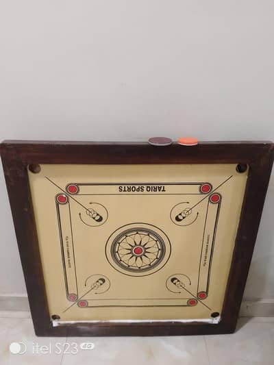 carrom board