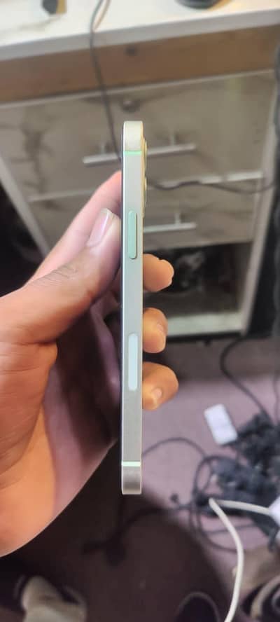 I PHONE 12 JV 10/10 LIKE NEW 100% ORIGNAL PANEL AND BATTRY HEALTH 100%