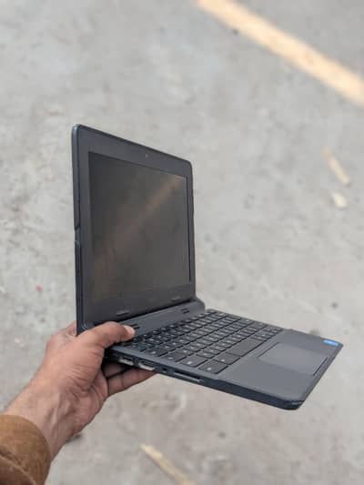 chrome book for sell