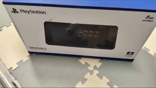 Qanba Obsidian 2 Q7 model box packed