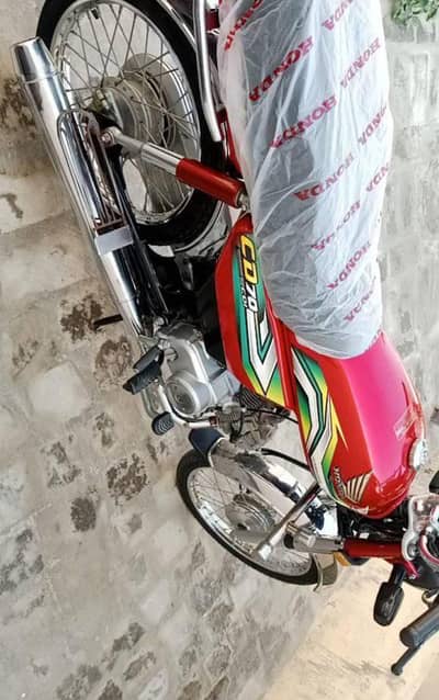 ہونڈا سی ڈی 70 اوریجنل ہے