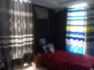 room rent in paragon city only for females urgent required plz